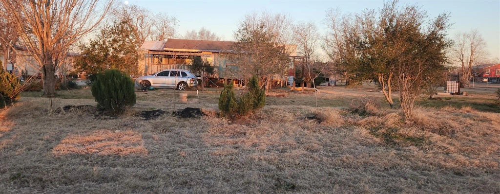 2020 Airline Road W, Rosharon