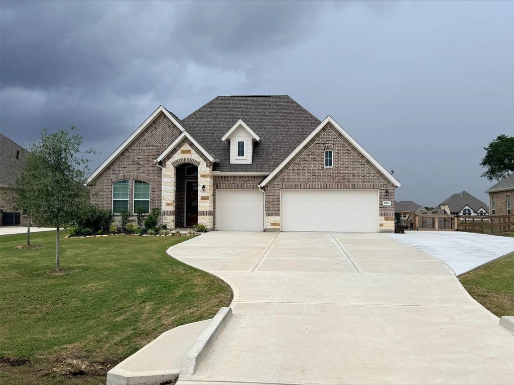 6803 Nichols Landing, Needville