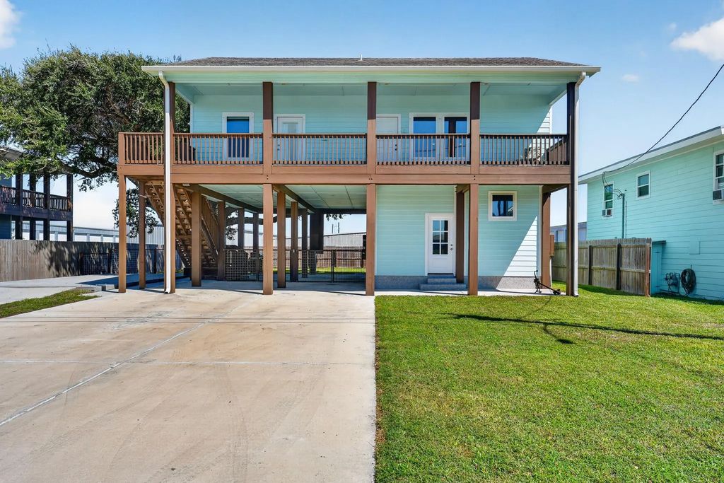 146 Port Avenue, Rockport