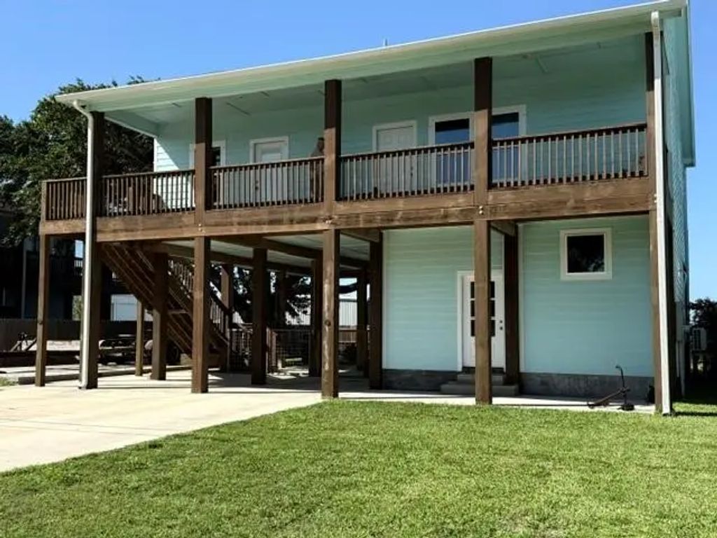 146 Port Avenue, Rockport