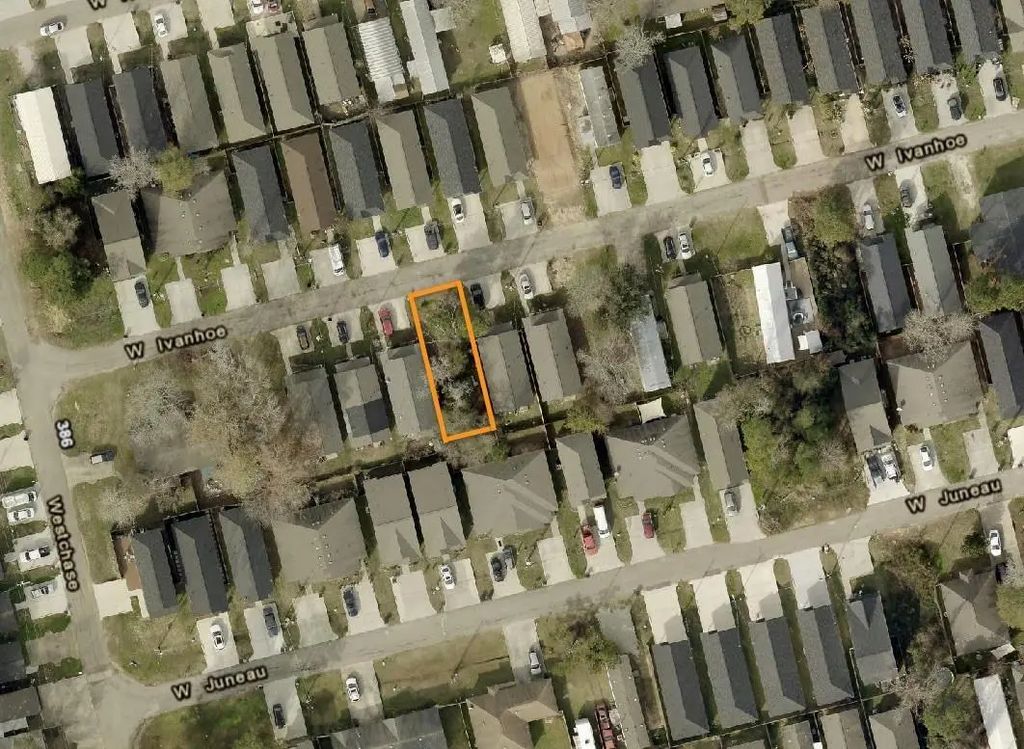 16955 W Ivanhoe, Montgomery