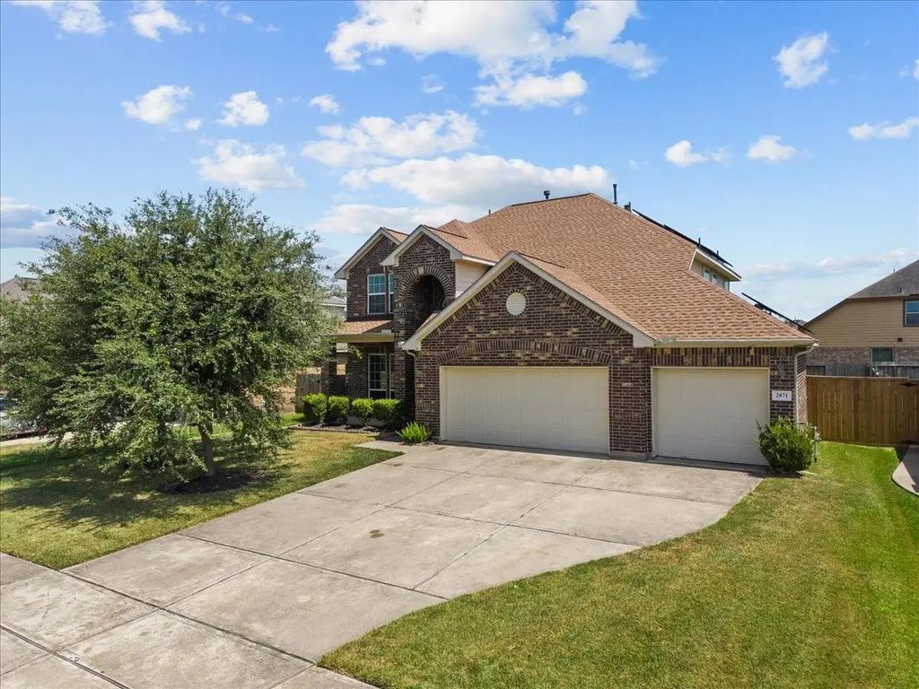 2871 Ginger Cove Lane, Dickinson
