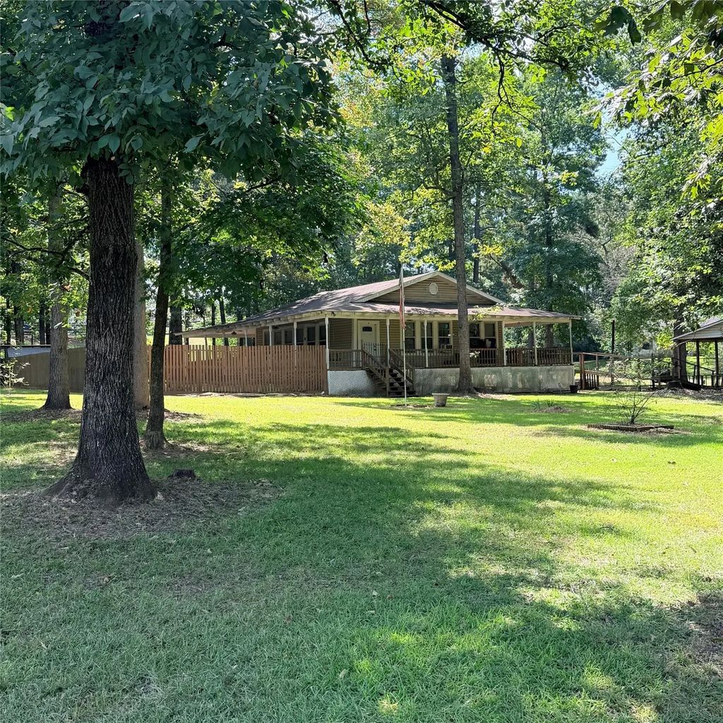 125 County Road 1075, Woodville