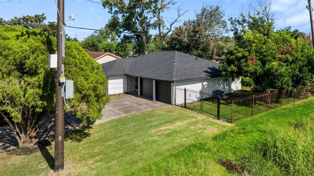 5102 Tavenor Lane, Houston