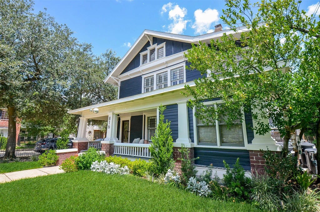 816 W Main Street, Houston