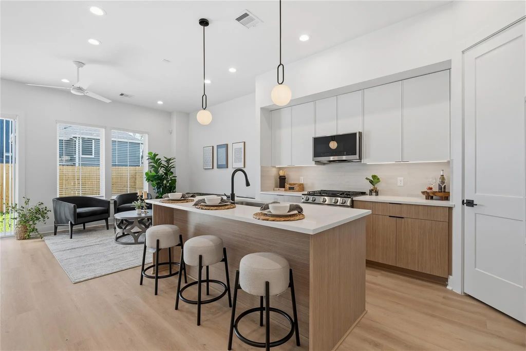 4615 Buck Street, Houston