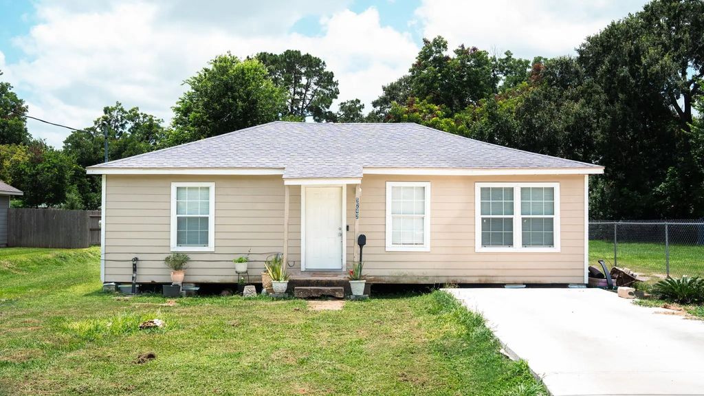 5242 Carmen Street, Houston