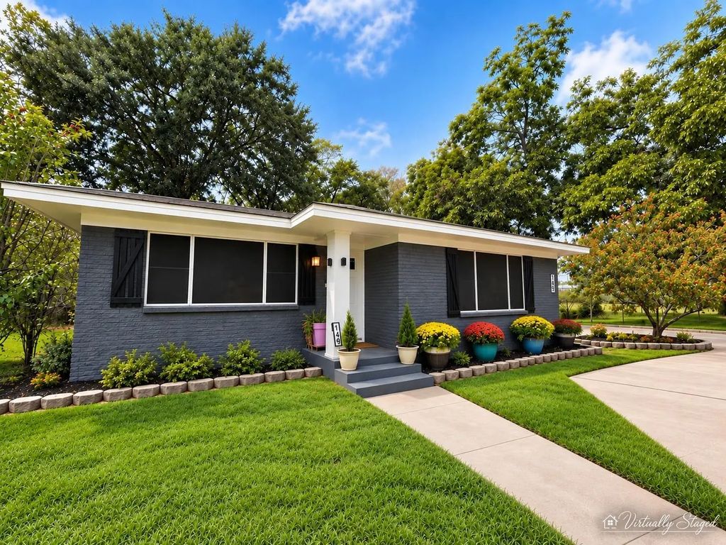 749 S Cass, Centerville