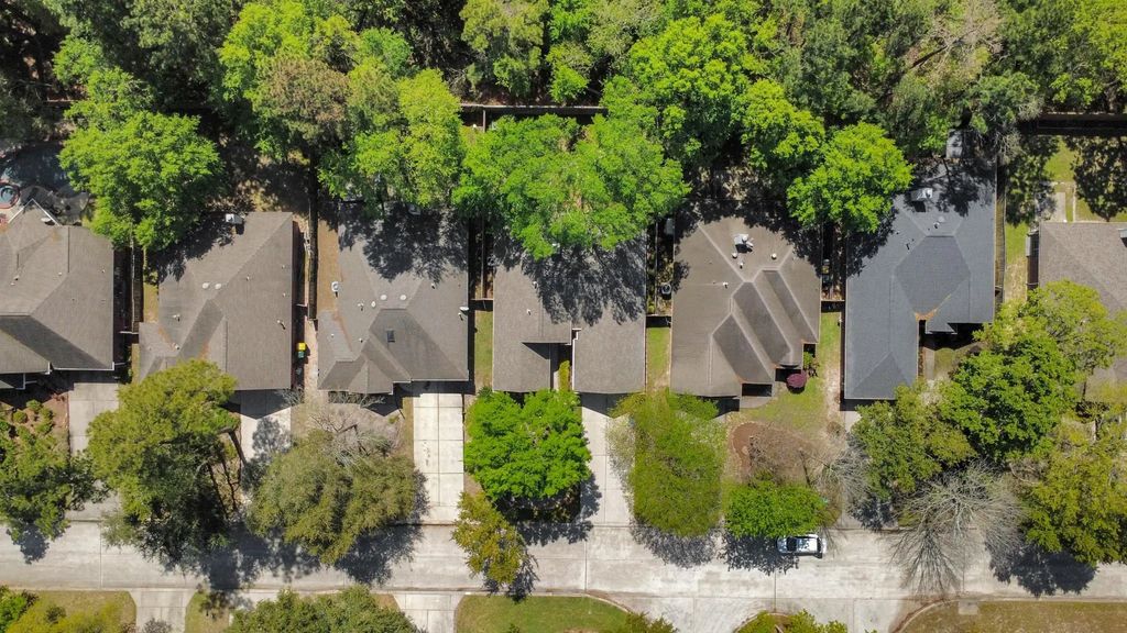 143 S Delta Mill Circle, Conroe