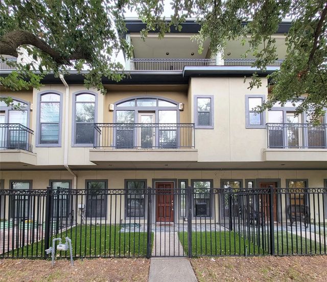 1115 Saint Charles Street, Houston