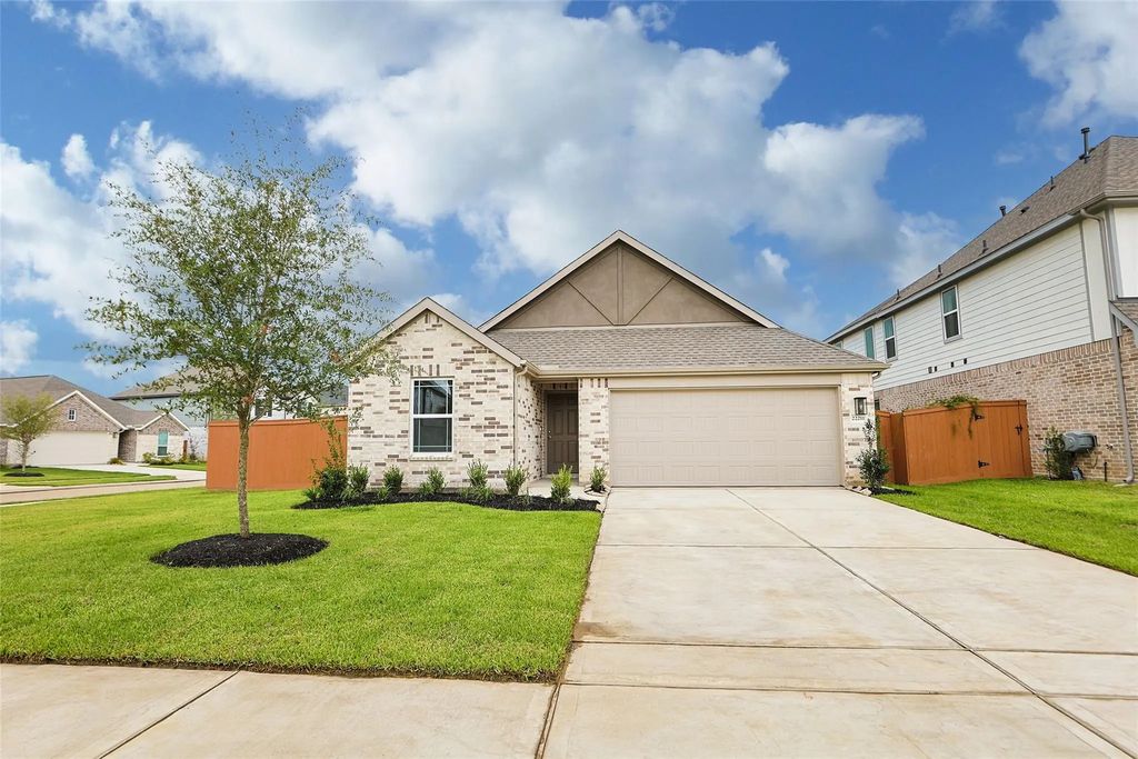 22211 Rome Breeze Drive, Hockley