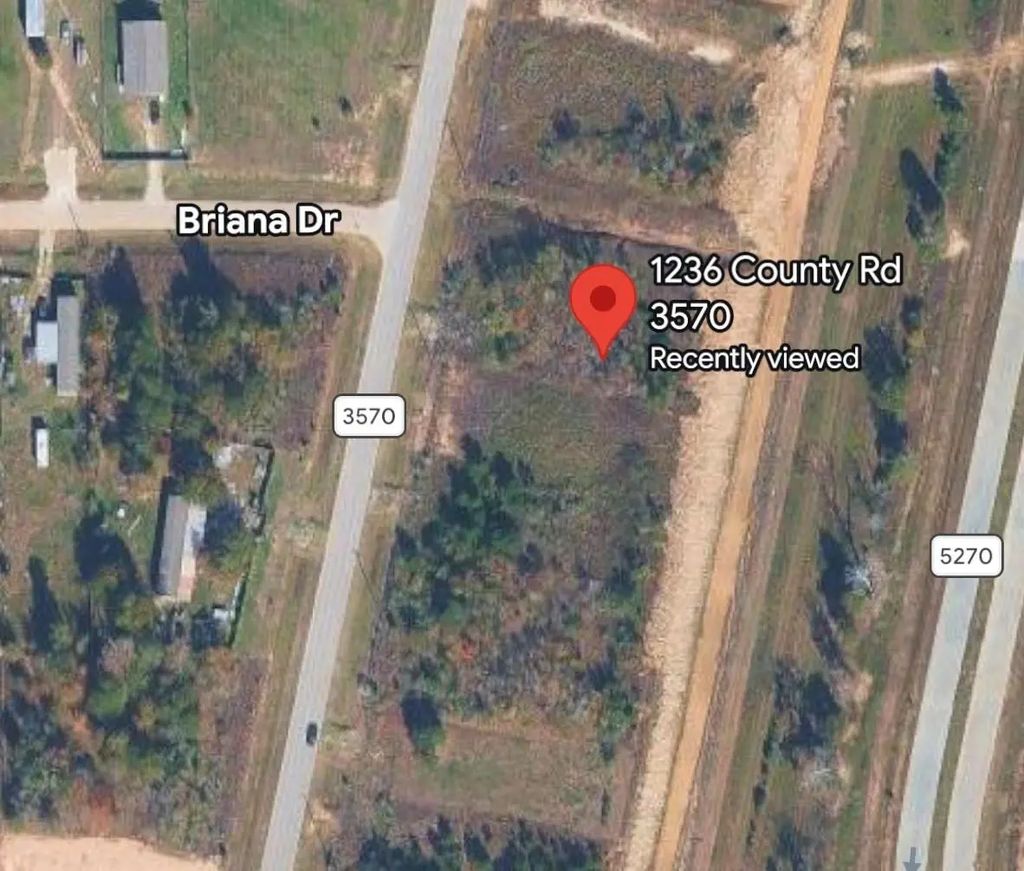 1236 County Road 3570, Cleveland