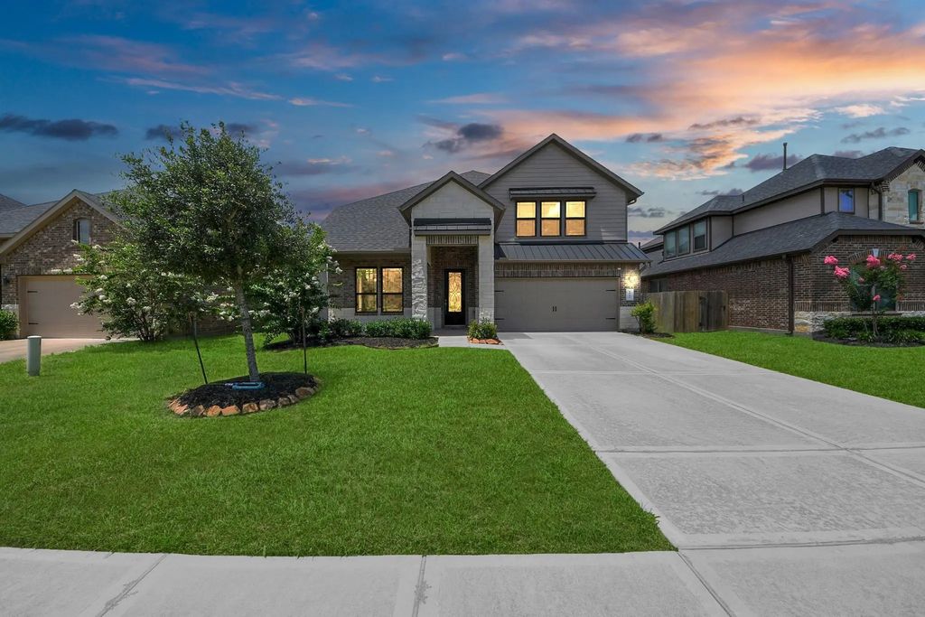 1567 Harvest Vine Court, Friendswood