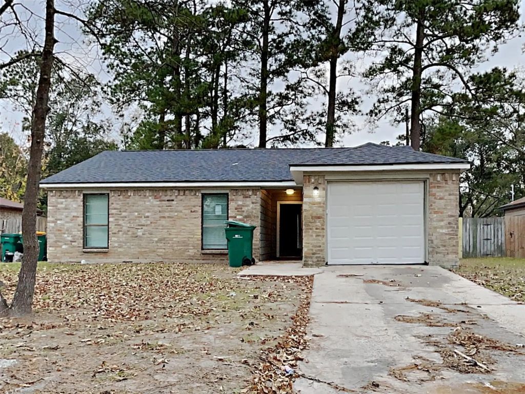 1321 N 7th Street, Conroe