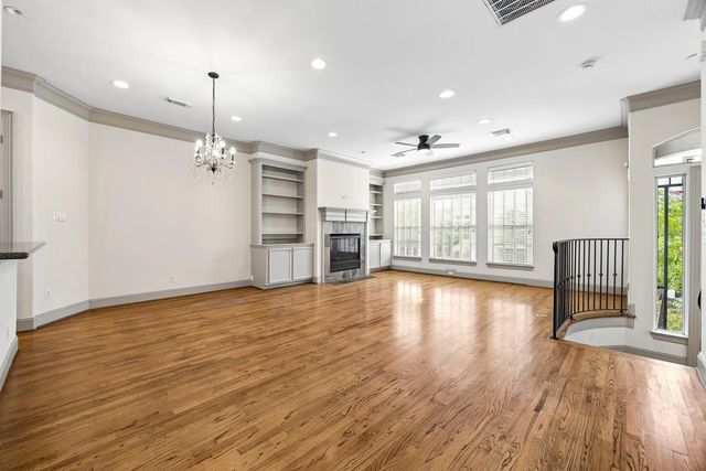 6304 Prague Street, Houston