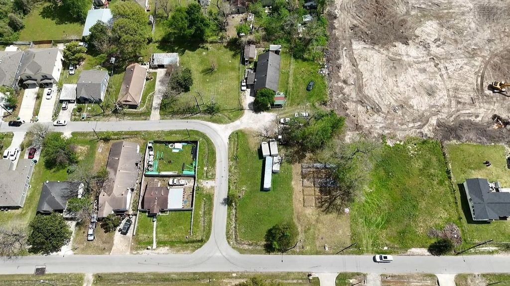 7438 Maxroy Street, Houston