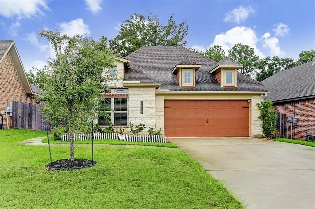 14332 N Summerchase Circle, Willis