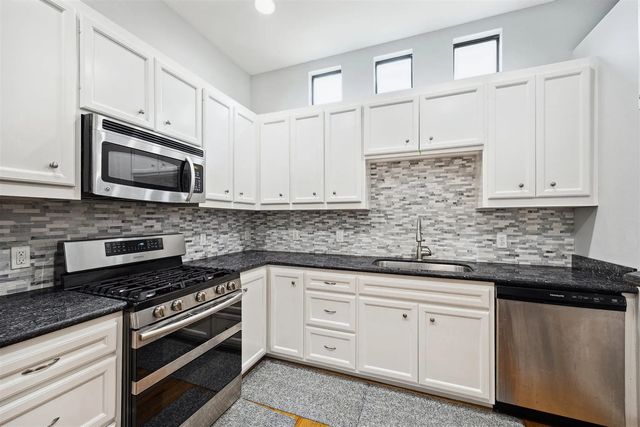 11315 Main Street 1401, Houston