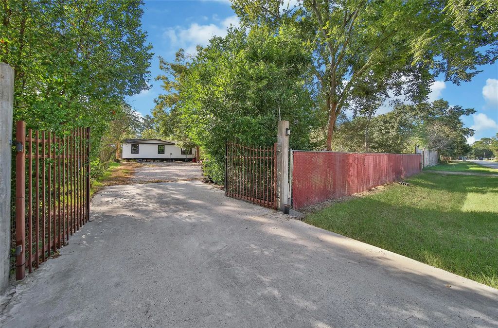 30310 Davis Street, Magnolia