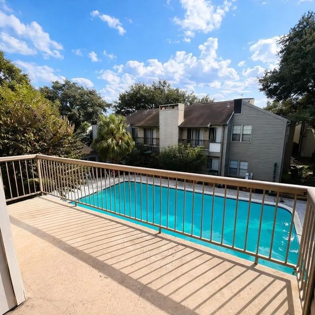 9707 Richmond Avenue 16, Houston