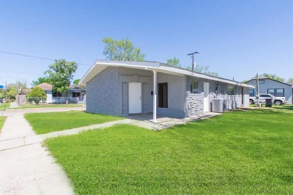 312 N Gaillard Street, Baytown