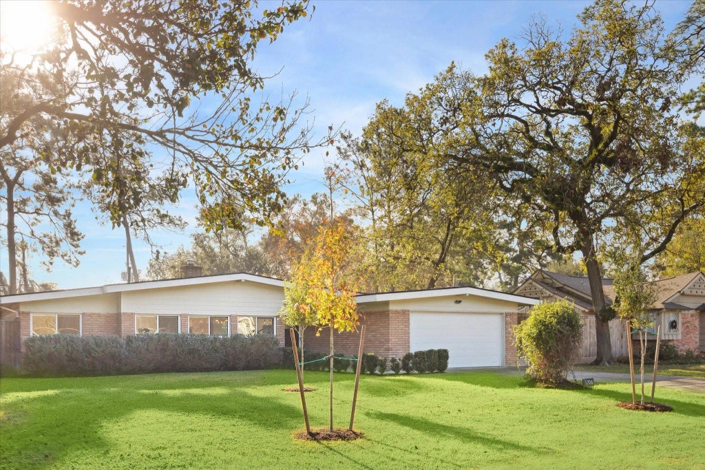 1706 Imperial Crown Drive, Houston