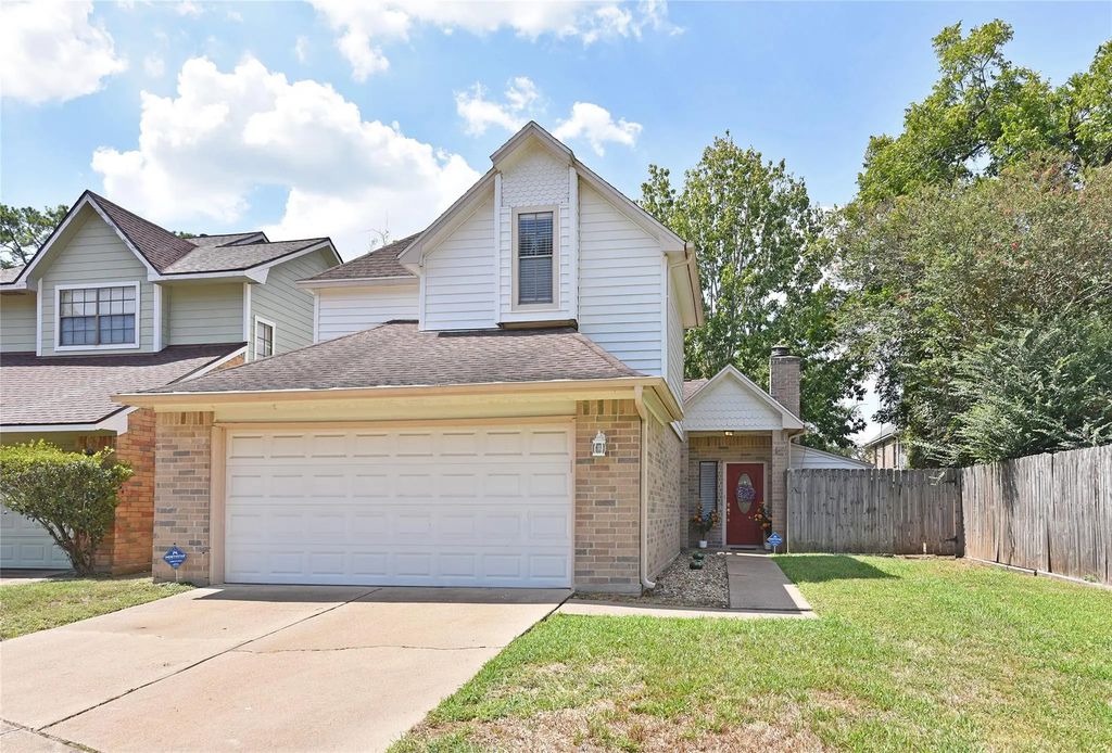 8409 Bayou Pine Court, Houston