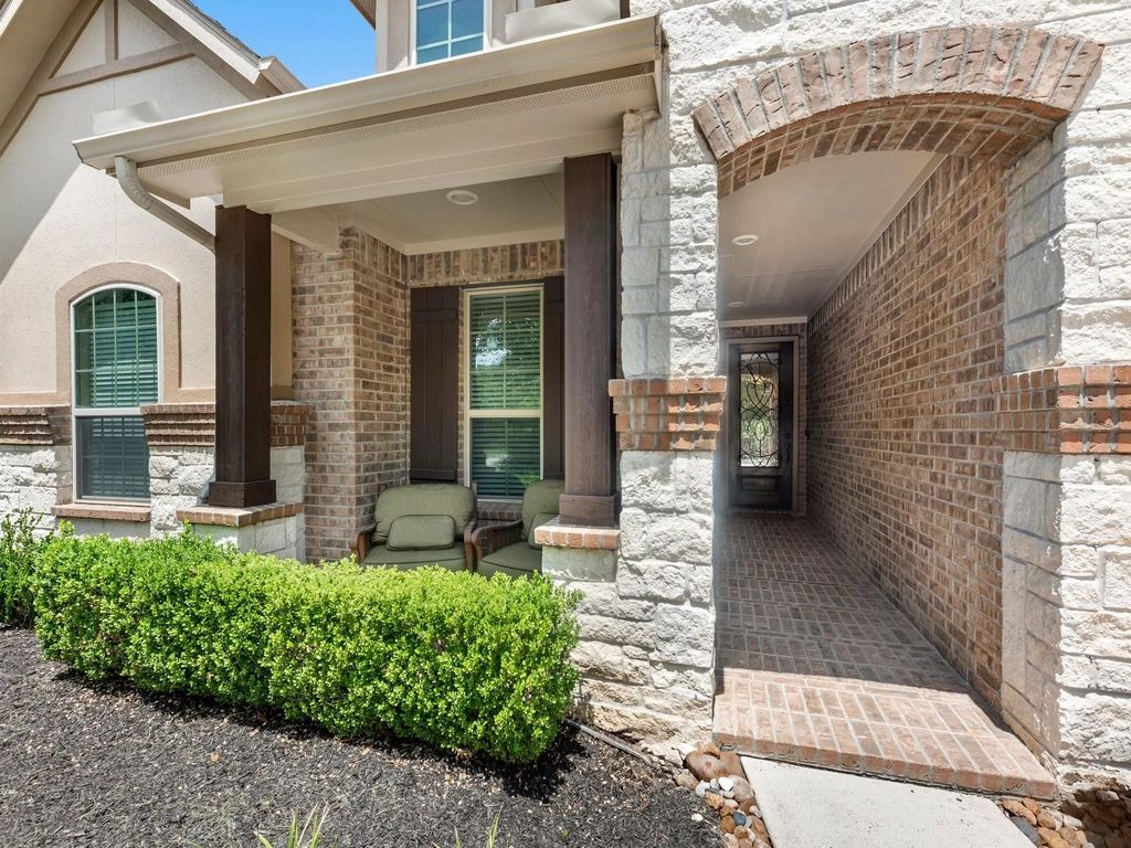 14 Larchfield Court, Tomball