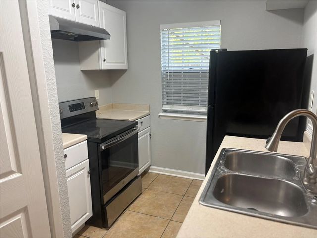 5628 Birchmont Drive A, Houston