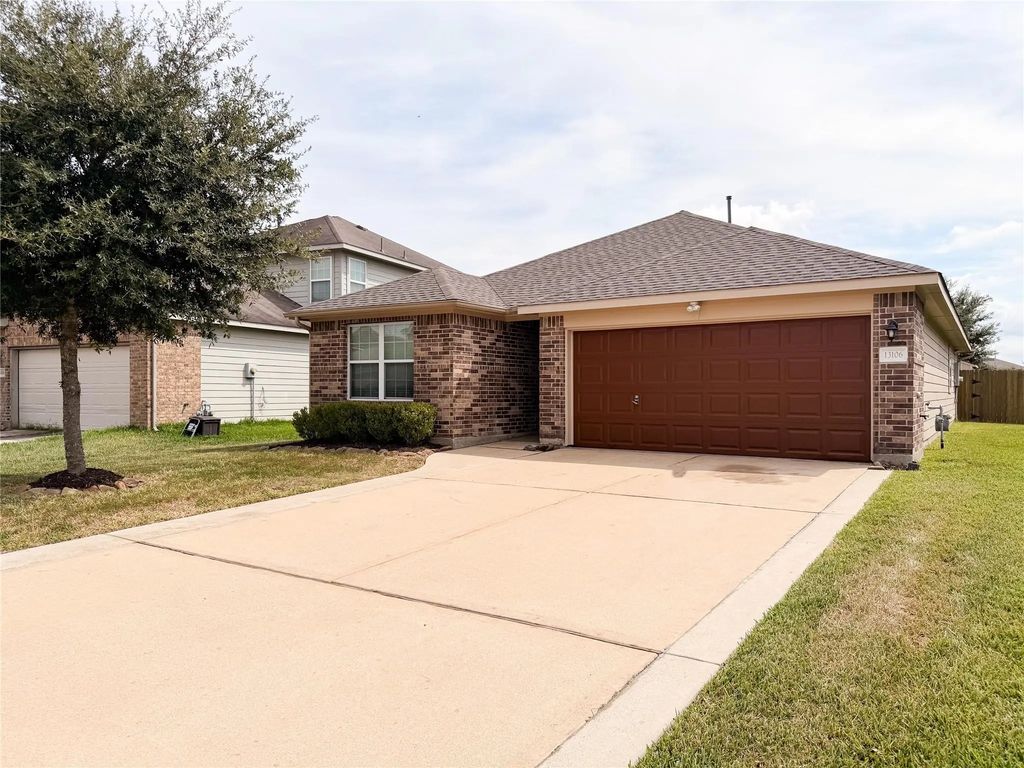 13106 Lucy Grove Lane, Houston