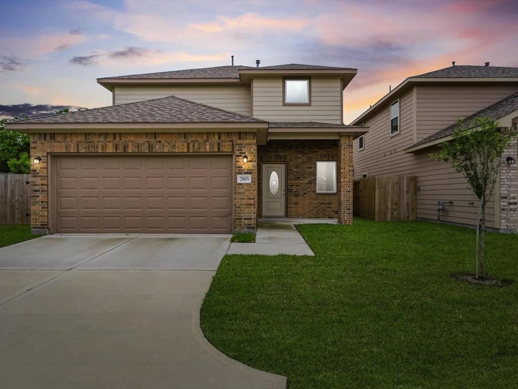 2803 Topiary Lane, Houston