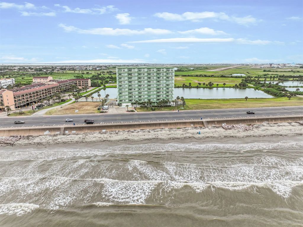 9420 Seawall Boulevard 805, Galveston