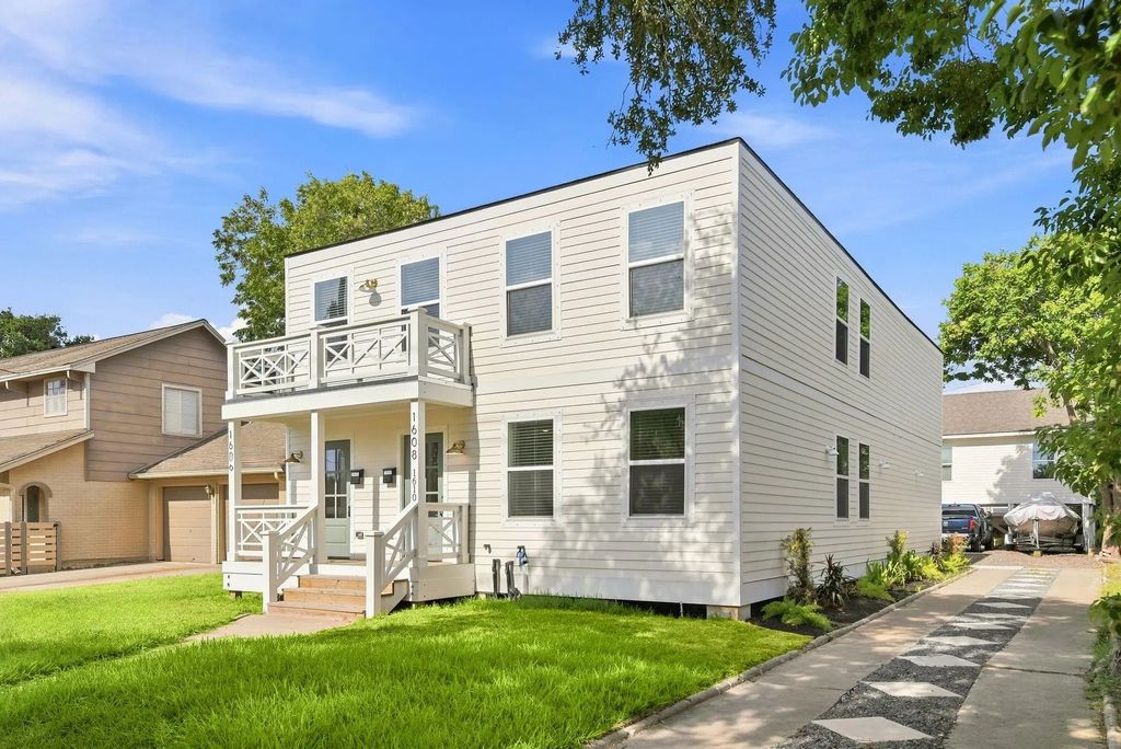 1606 31st Street Up, Galveston