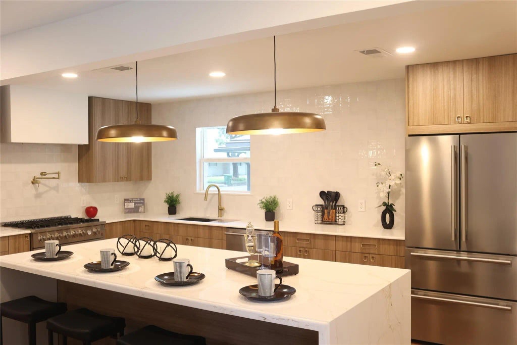 6214 Yarwell Drive, Houston