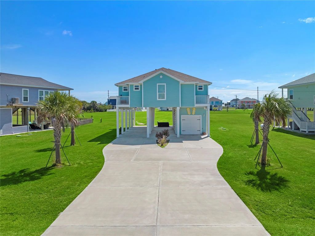 18611 Warrior Road, Galveston