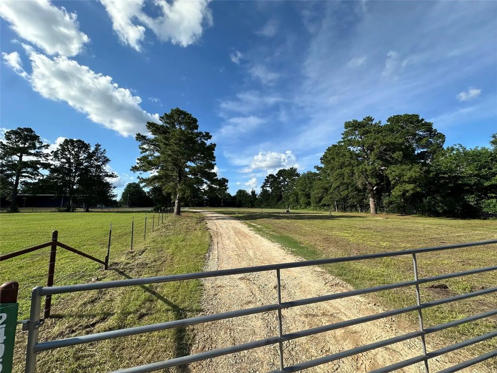 24954 Bailey Grove Road, Montgomery