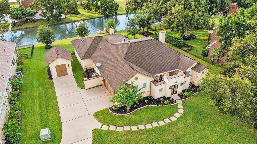 32634 Watersmeet Street, Fulshear