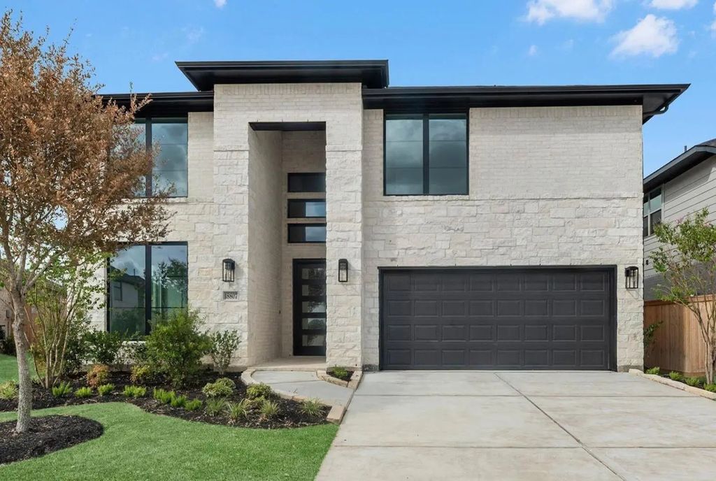 18807 Jade Grove Street, Hockley