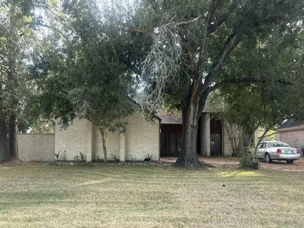 20318 Sunny Shores Drive, Humble