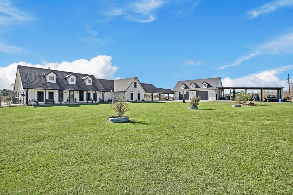 8120 Beach Haven Road, Baytown