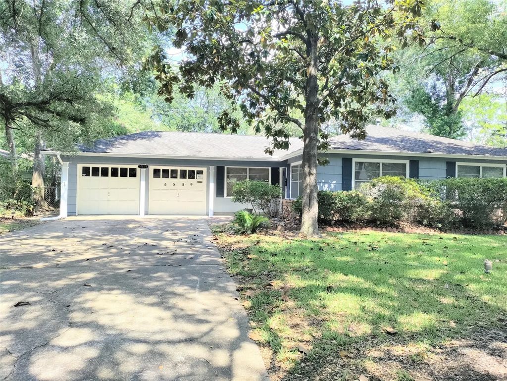 5559 Aspen Street, Bellaire