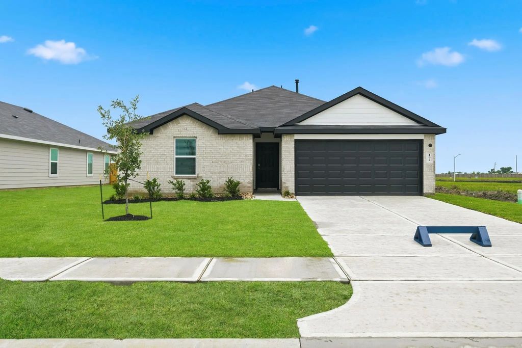 102 Rustic Creek Court, Dayton
