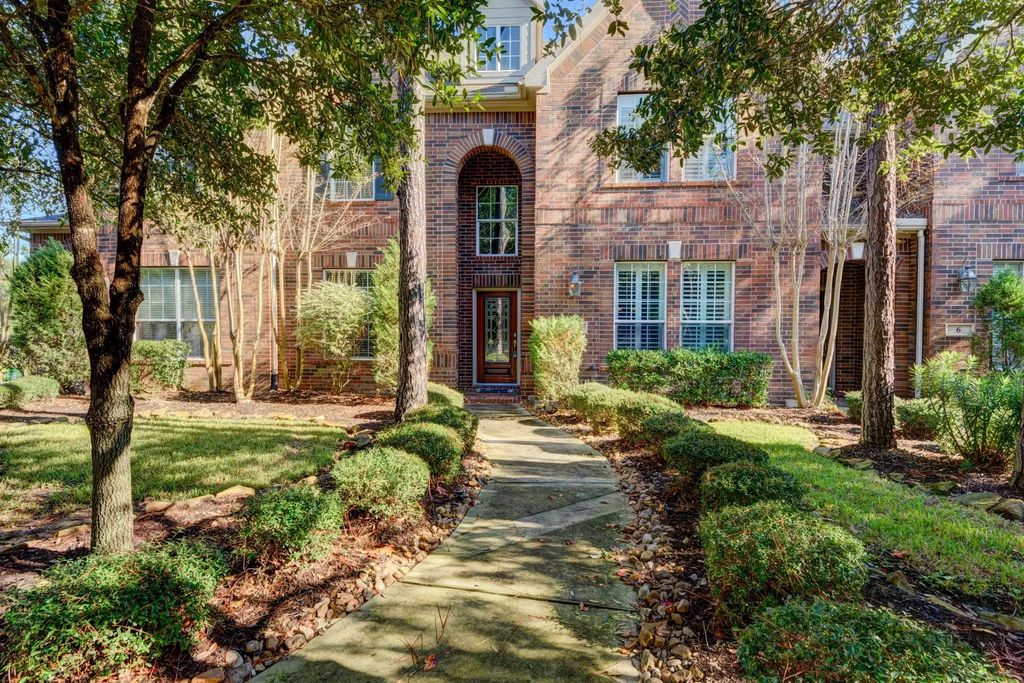 10 Bettina Lane, The Woodlands
