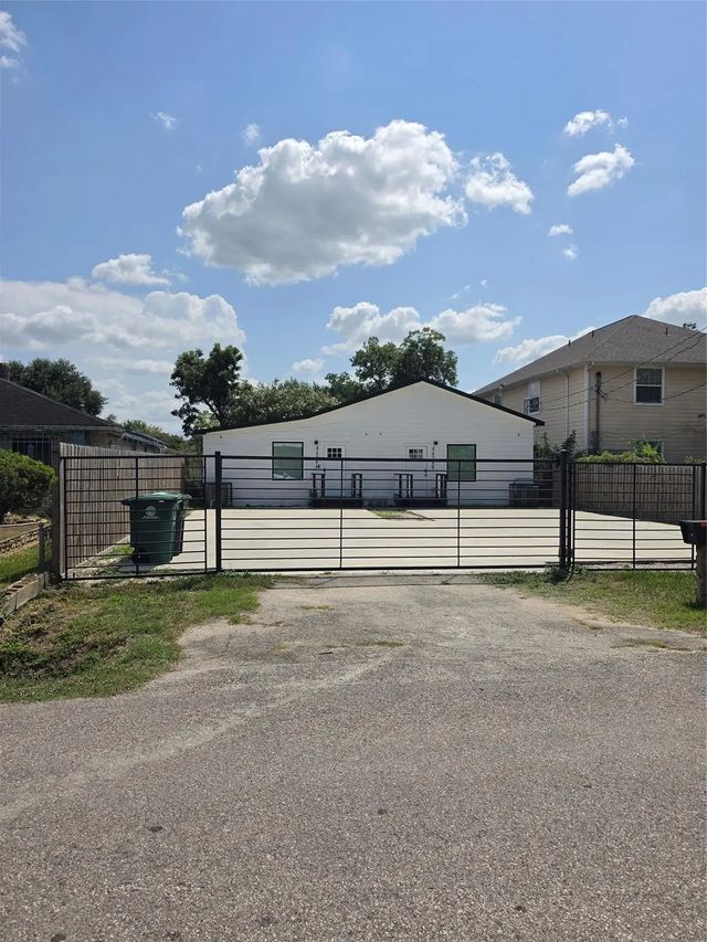 4604 Bricker Street Ab, Houston