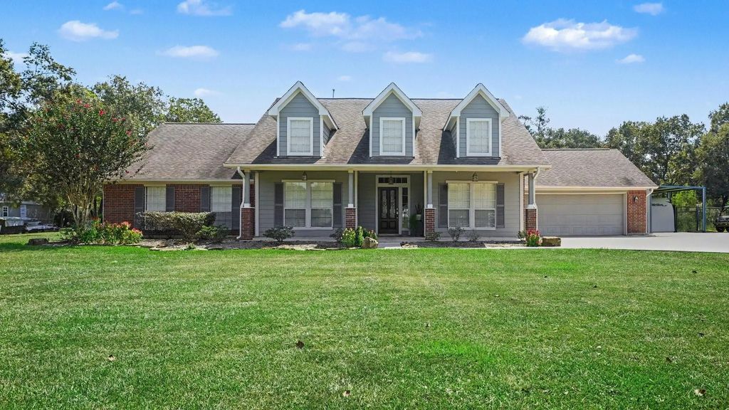 157 County Road 410, Dayton