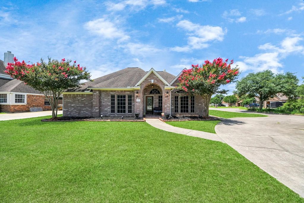 5231 S Fm 565 Road, Cove