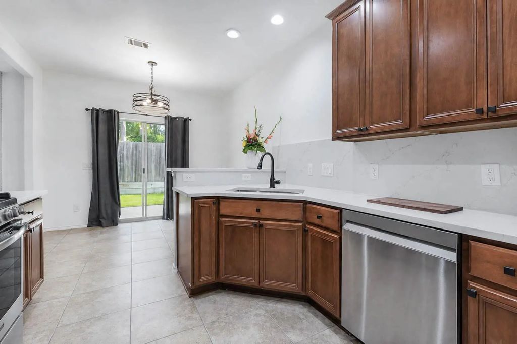 13600 Breton Ridge Street 7a, Houston