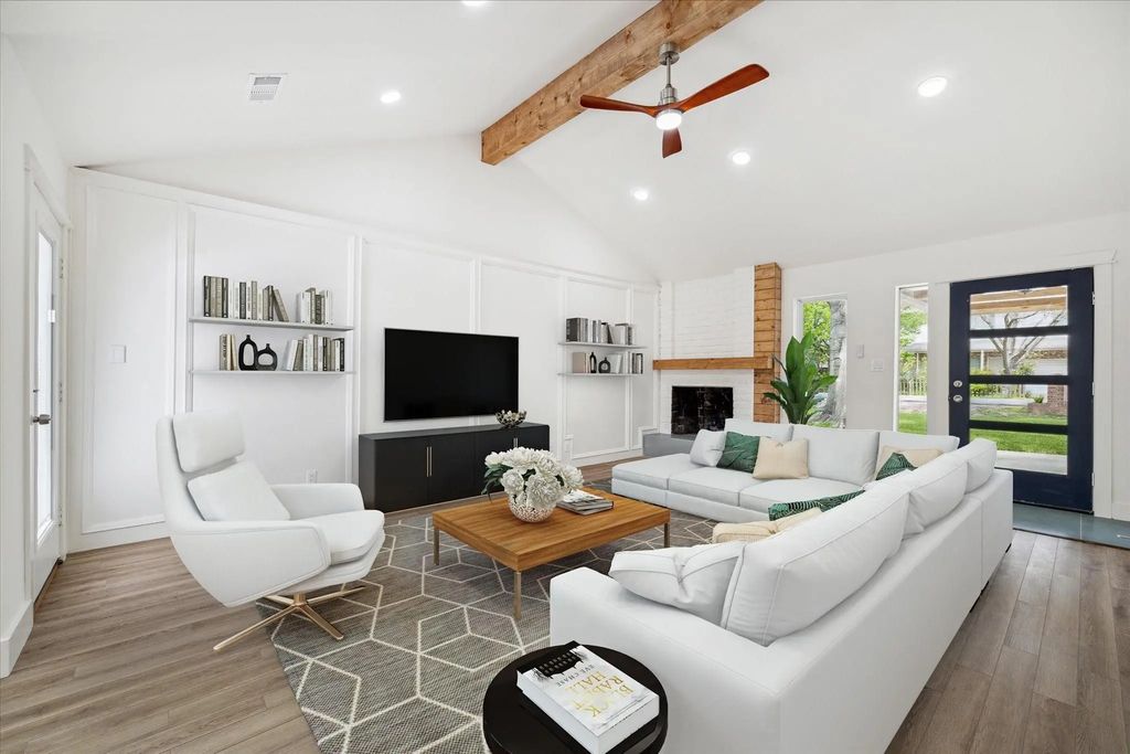 9319 Carousel Lane, Houston