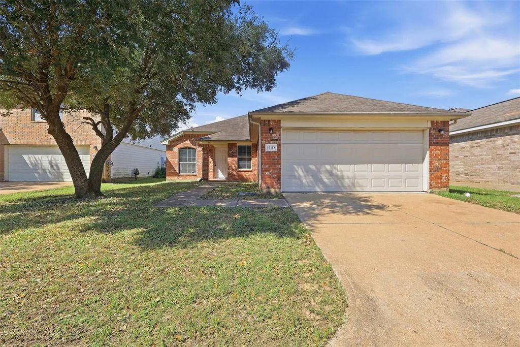 19118 Deep South Court, Katy