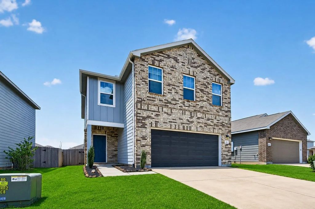 654 Amesbury Road, Conroe